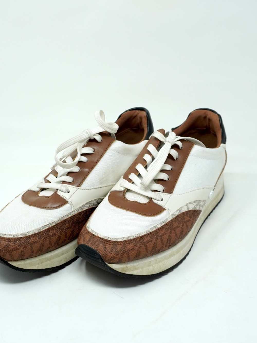 Michael Kors Mariah Tan & White Trainers, Size 8.5 - Picture 3 of 4